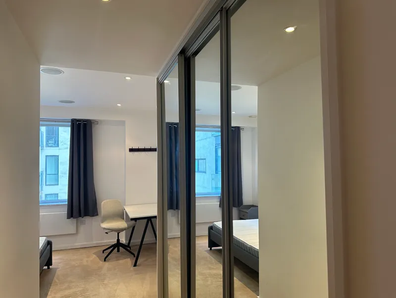 Brayford Waterfront // 2 Bed & 2 Bath // JULY 2026 - Image 11